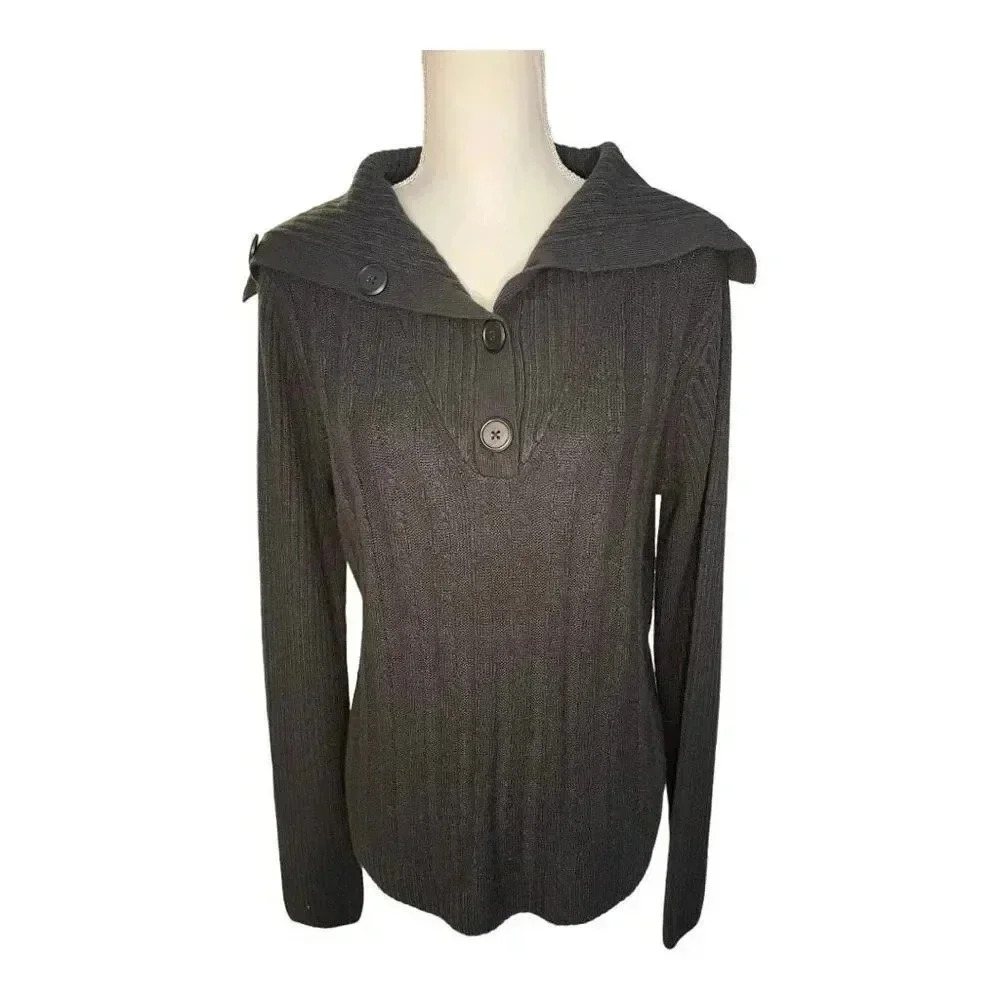 Izod Women’s Large Black Button Petal Wing Sweater